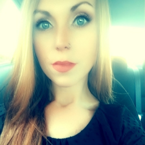 Meet your Posher, Heather - Picture 9 of 15